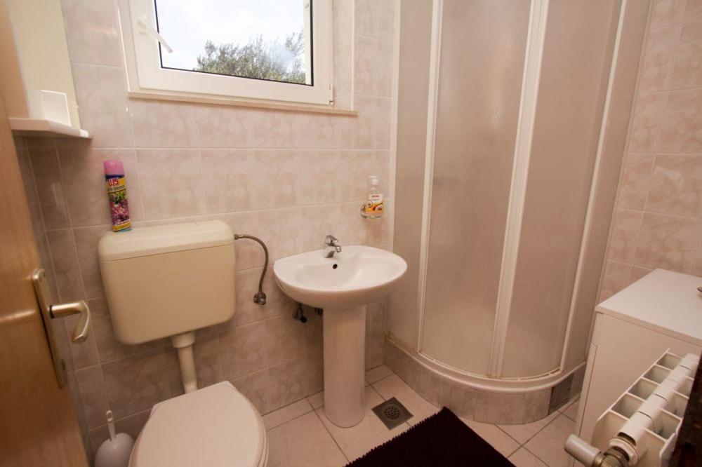 Ferienwohnung Vila Pinet Brist Exterior foto