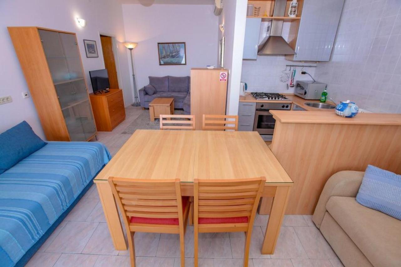 Ferienwohnung Vila Pinet Brist Exterior foto